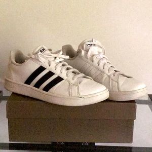 Adidas Women’s sneakers